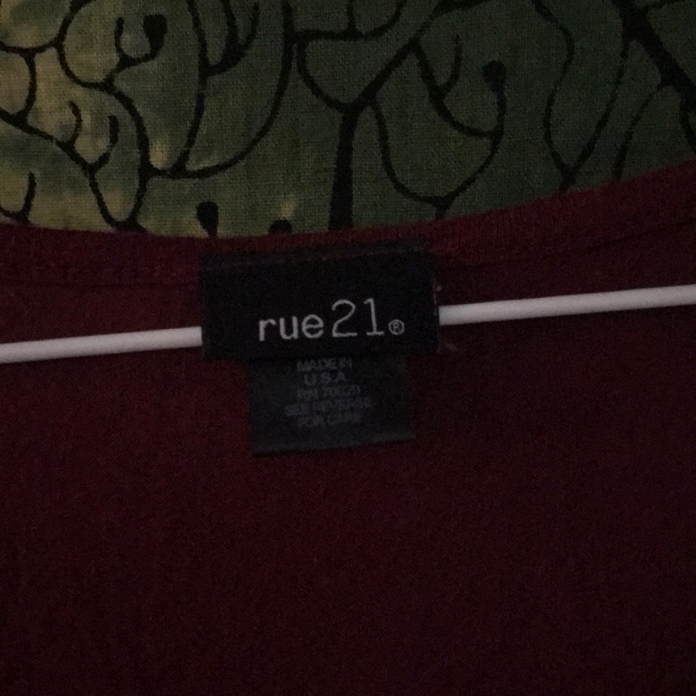 Rue 21 live by the song love by the moon shirt - Picture 3 of 4